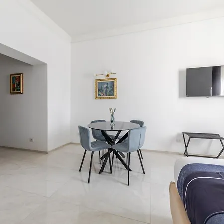 Cesare Da Sesto 10 - Leia Hospitality *