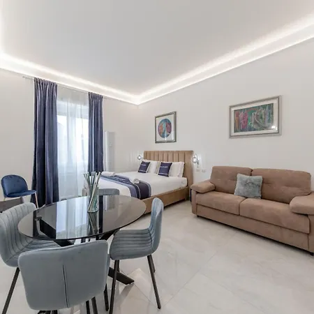 Cesare Da Sesto 10 - Leia Hospitality